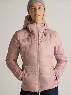 Quince Lightweight Down Packable Puffer Hooded Jacket Rose Pink Women's Medium